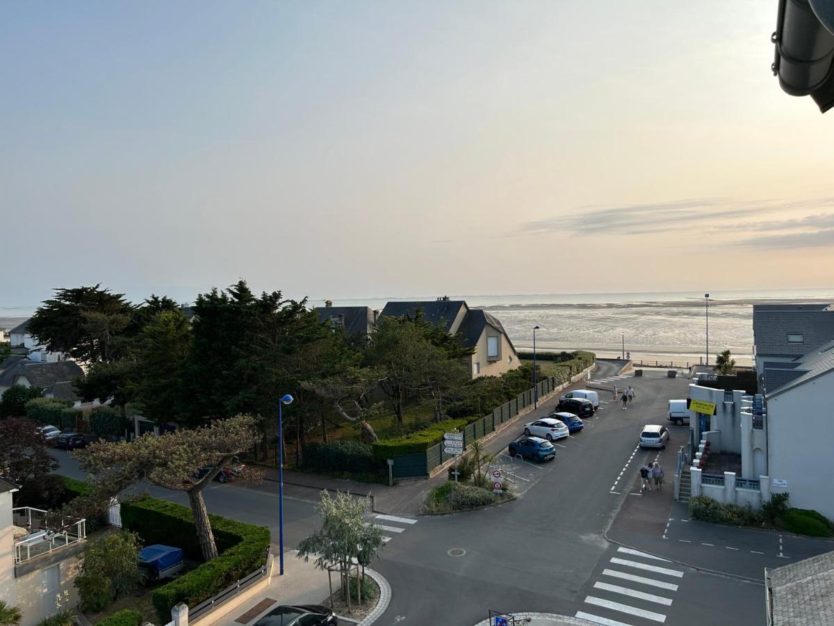 Appartement Pour Evasion Marine A Hauteville Sur Mer Bagian luar foto